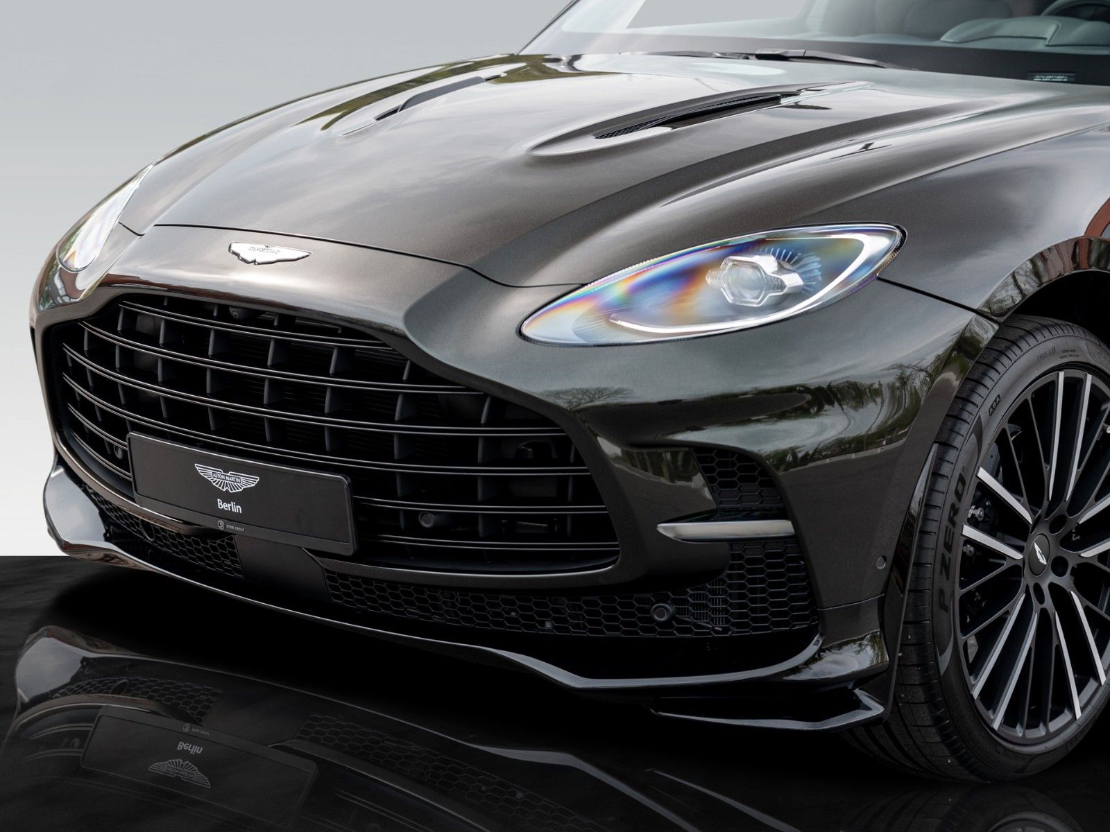Aston Martin DBX707 | Carbon Trim | Privacy Glass foto 10