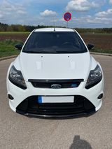 Ford Focus RS MK2 (fast) Originalzustand - Ford Focus mit Benzin-Antrieb: RS