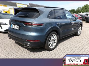 Porsche Cayenne - 3