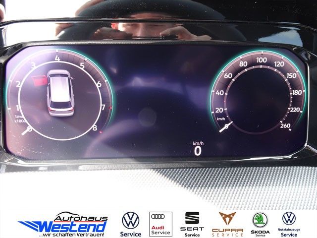 Fahrzeugabbildung Volkswagen Golf Var. R-Line 1.5l TSI 110kW DSG LED Navi