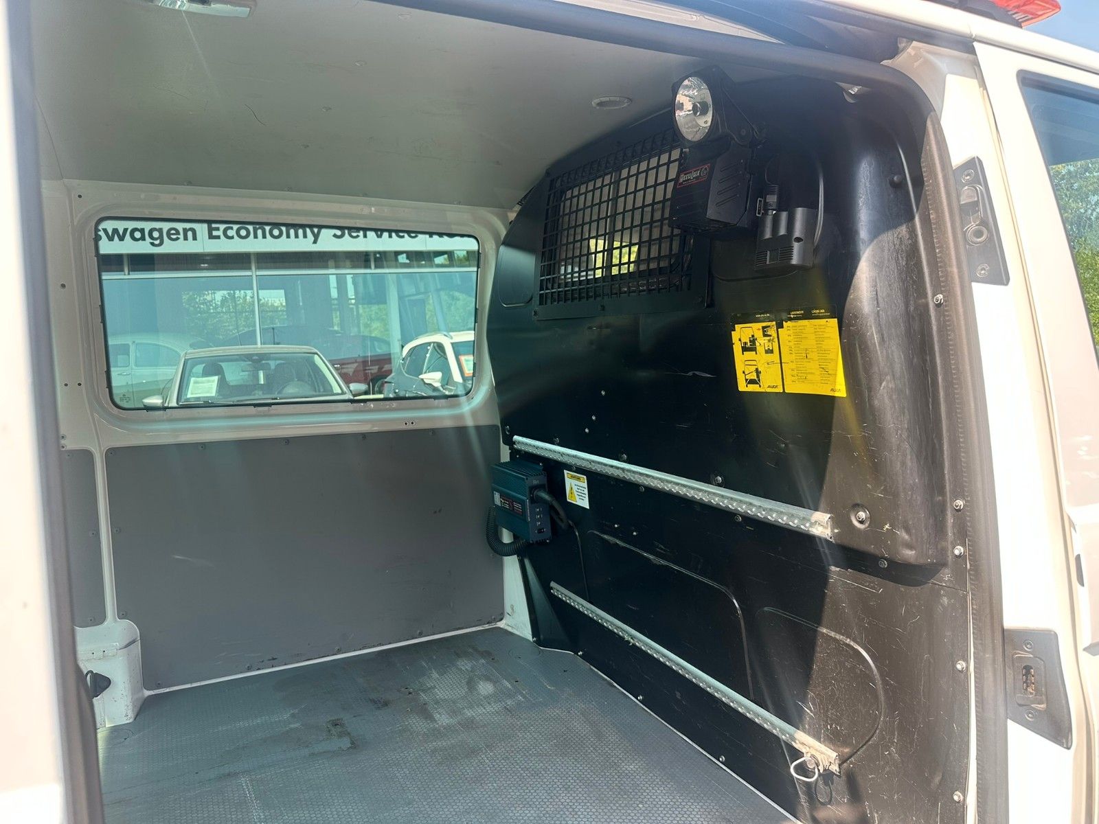 Fahrzeugabbildung Volkswagen T5 Transp. Kasten-Kombi 4Motion nur f Ex-/Import