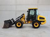 JCB 406 + Fork - JCB Radlader 4