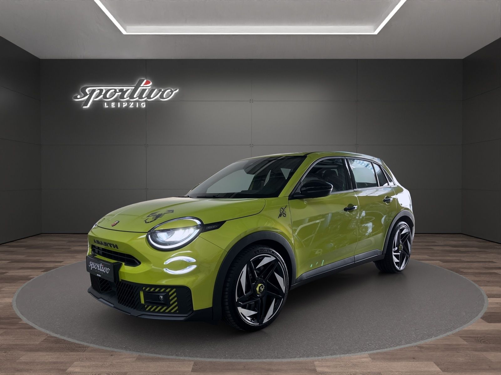 Abarth 600 e Turismo *Navi* *PDC* *Carplay* *LED*
