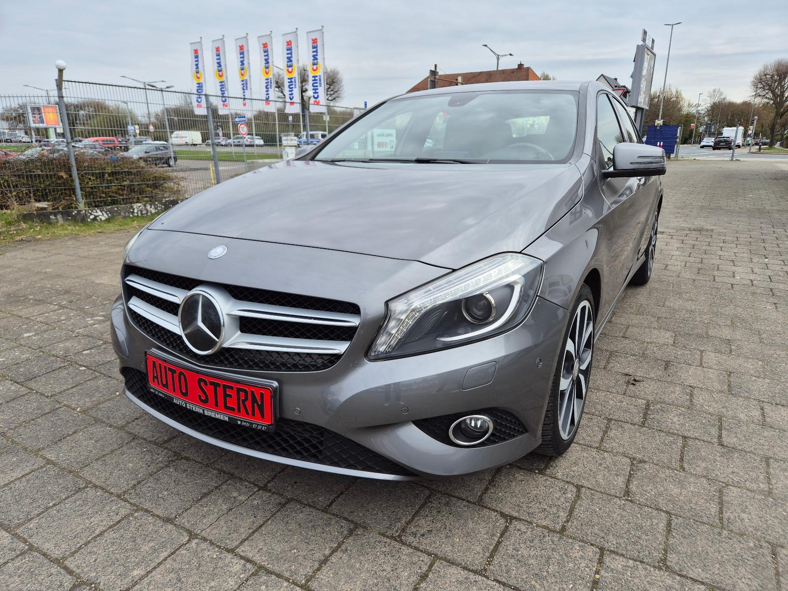 Mercedes-Benz A 180 Urban Xenon R.Kamera, T-Leder, SHZ. 18zoll