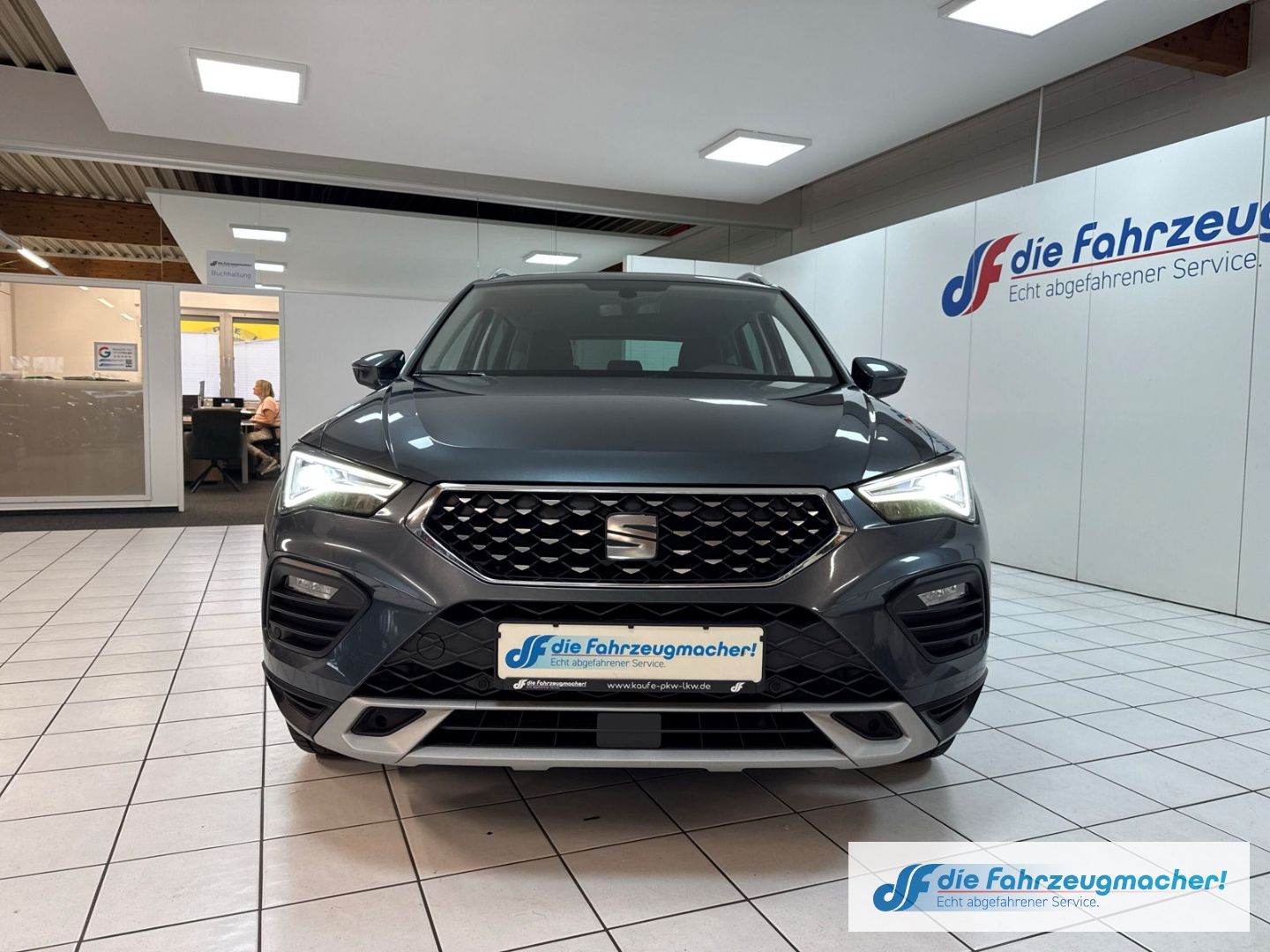 Fahrzeugabbildung SEAT Ateca Xperience 4Drive 2.0 TDI EU6d Navi LED Spe