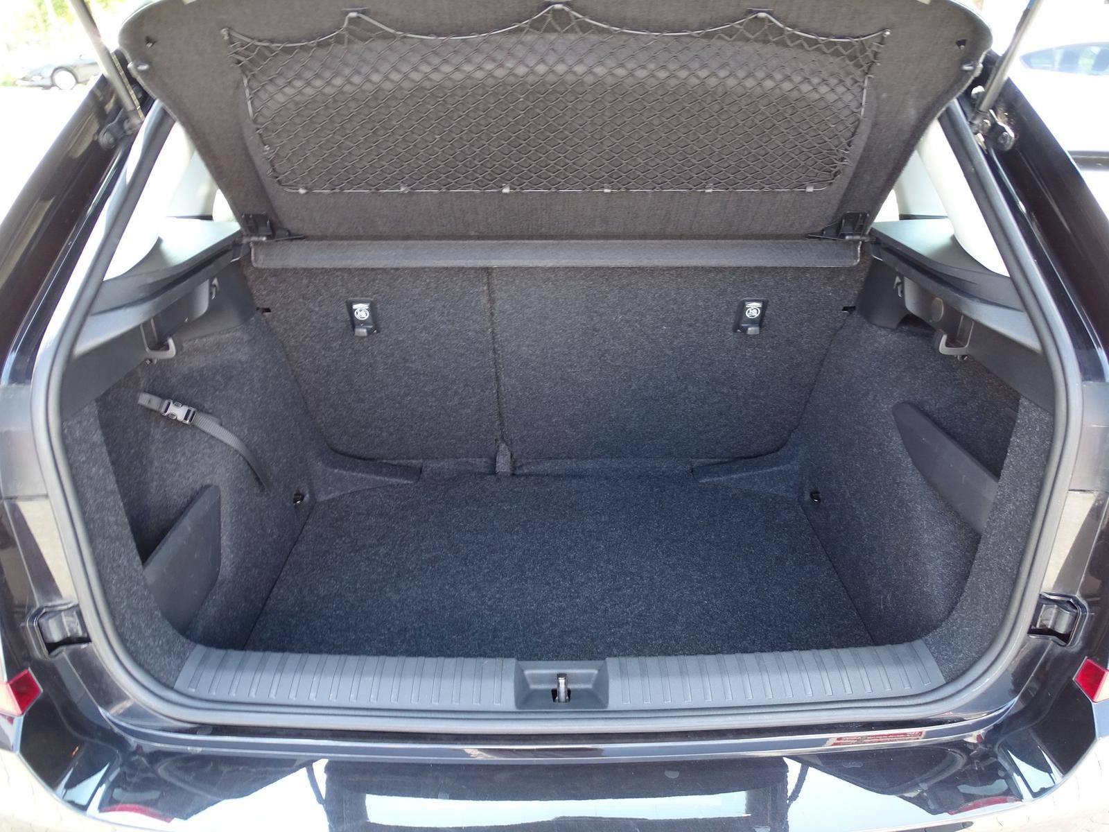 Skoda Kamiq 1.5 TSI Ambition DSG LED Klima ACC Kamera