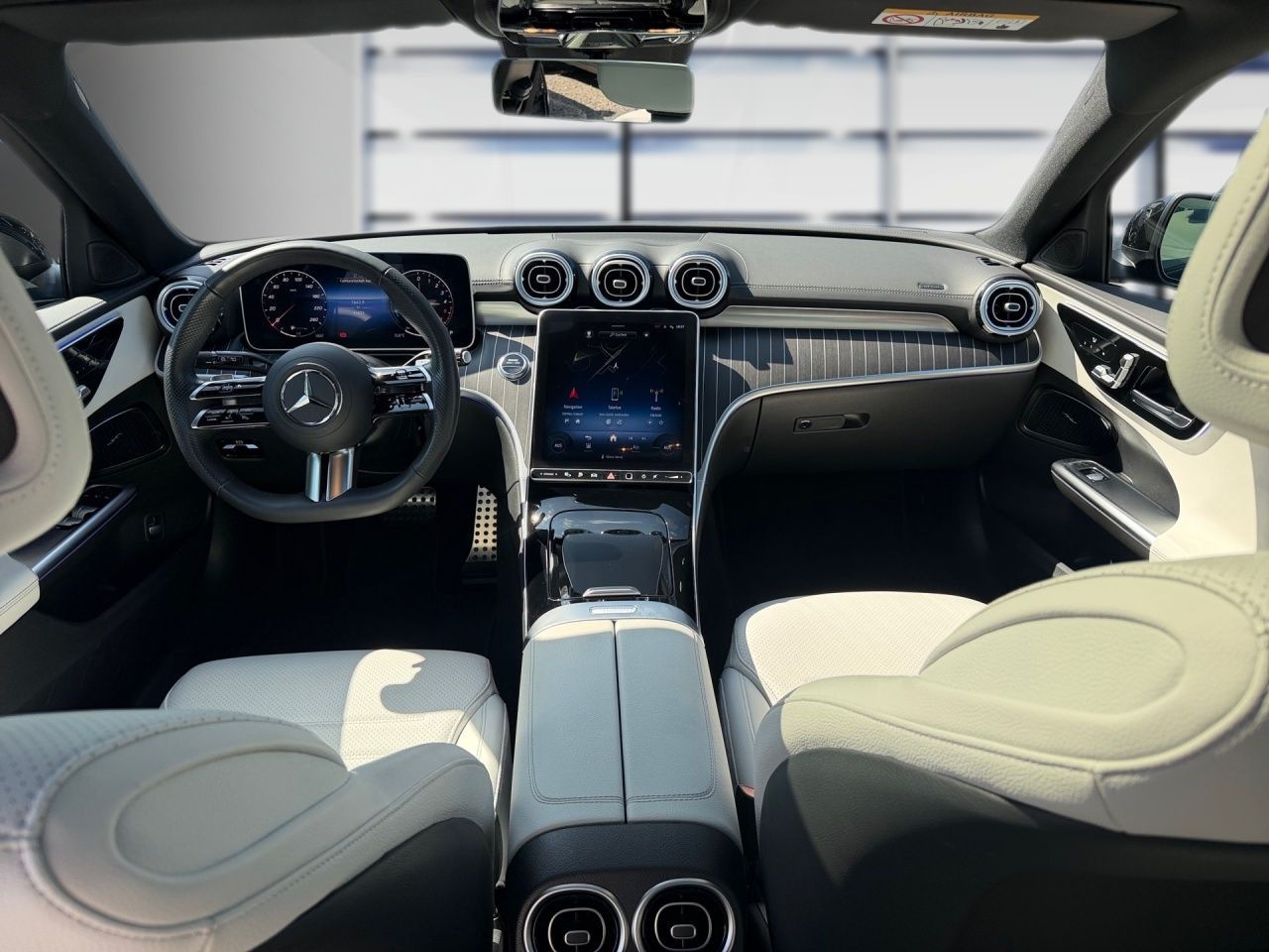 Fahrzeugabbildung Mercedes-Benz C 300 de T AMG Night Pano Distronic 360° Digital