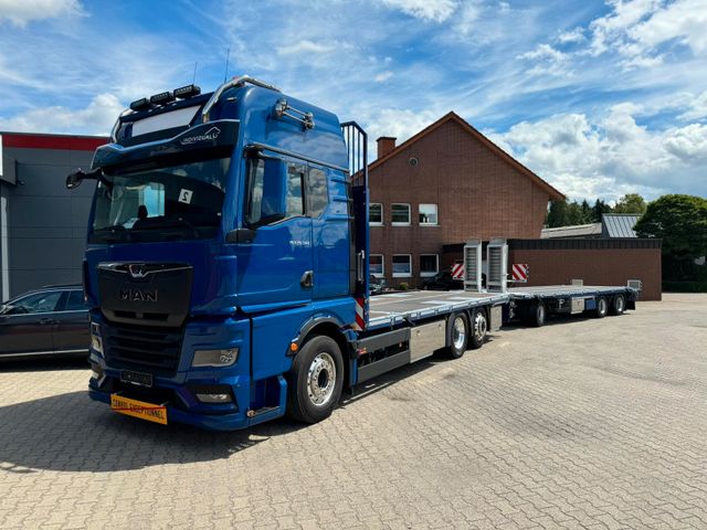 MAN TGX neuwertig Container und Maschienentransporte