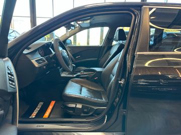 BMW 530 i Touring *Klima*Navi*Xenon*AHK*Freisprech*