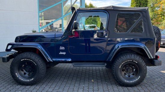 Jeep Wrangler 4.0 Sahara Deutsch sehr guter Zustand