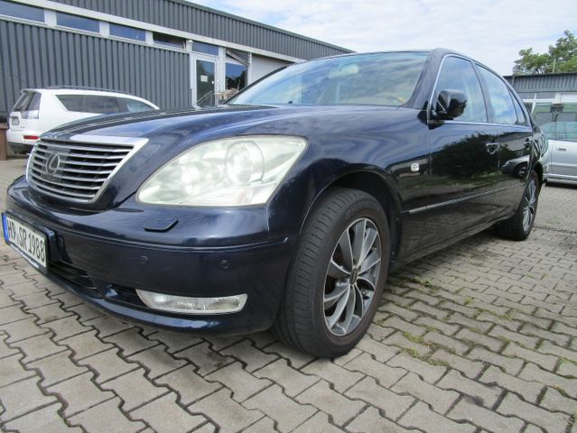Lexus LS 430