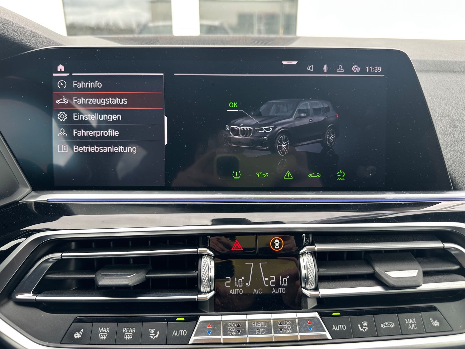 Fahrzeugabbildung BMW X5 xDrive 30d MSport/22Zoll/HeadUp/Pano/360°/AHK