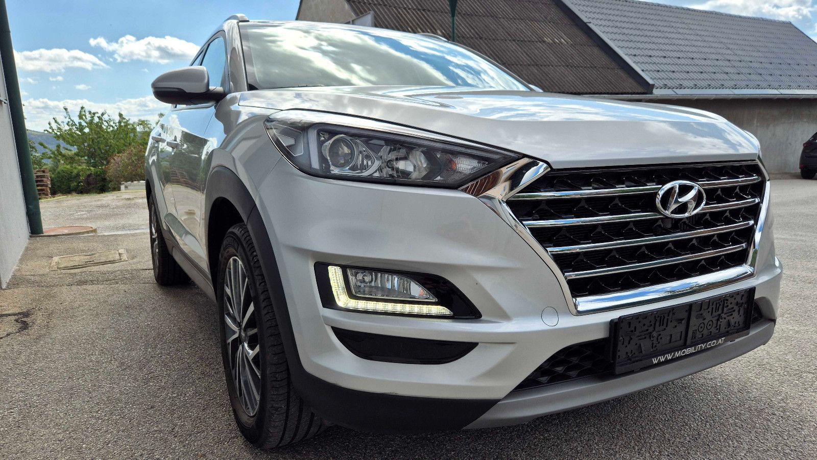 Hyundai Tucson 1.6 CRDi 2WD Aut. - 18"+Kamera+NAVI+AHV imagem 3