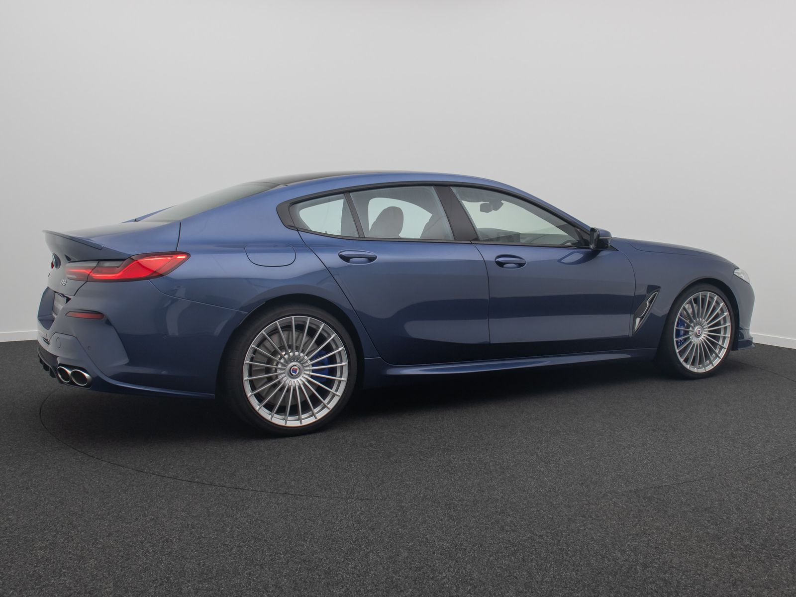 Fahrzeugabbildung ALPINA B8 4.4 Bi-Turbo 360&deg; DAB Laser Individual 21Zoll