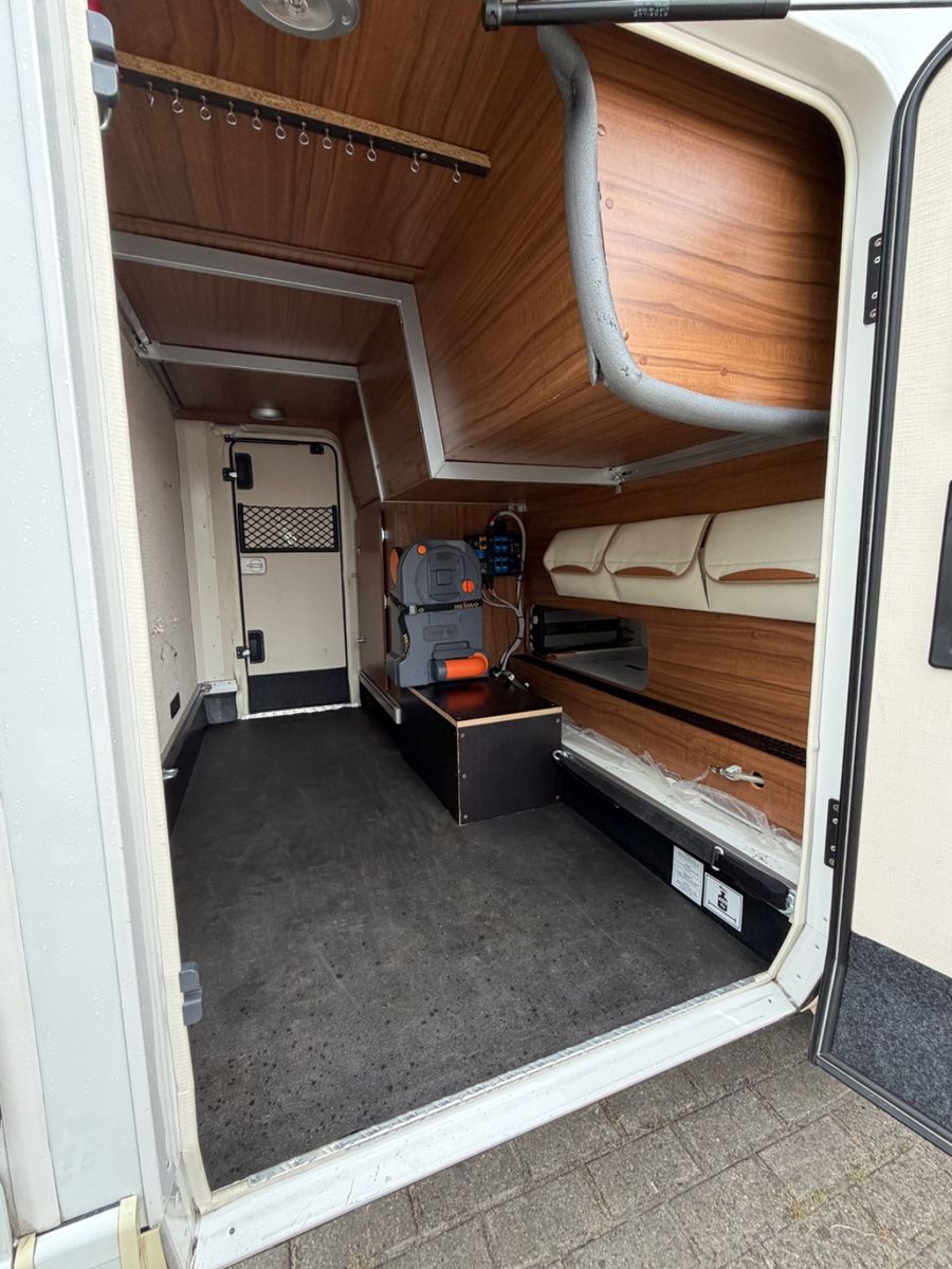 Fahrzeugabbildung HYMER / ERIBA / HYMERCAR B-Klasse 534 DL