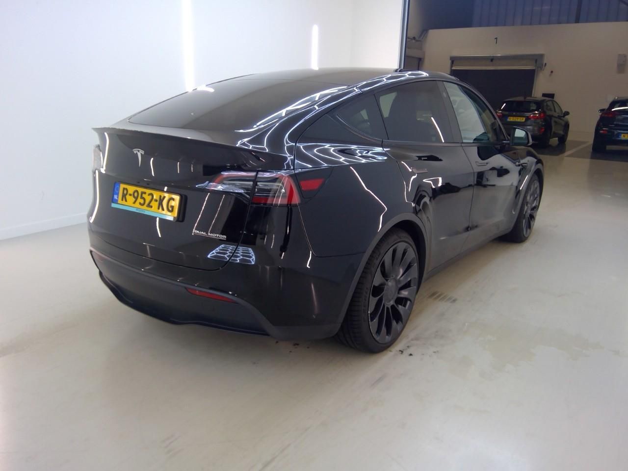 Tesla Model Y Performance 534pk AWD 93% SoH [ 21 INCH+ imagem 3