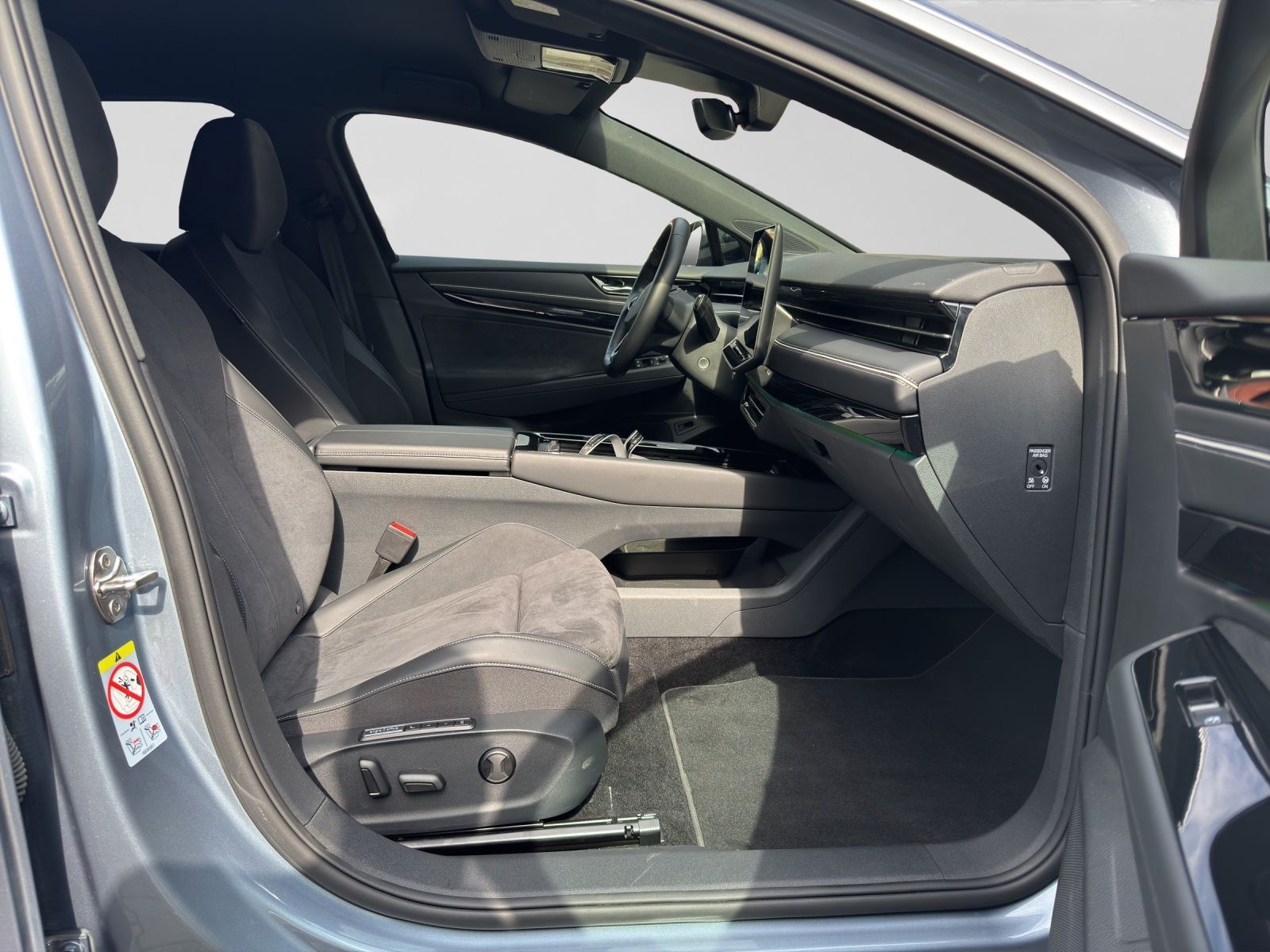 Volkswagen ID.7 Tourer PRO MATRIX EASYOPEN AHK foto 4