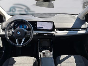 BMW 218 Active Tourer - 12