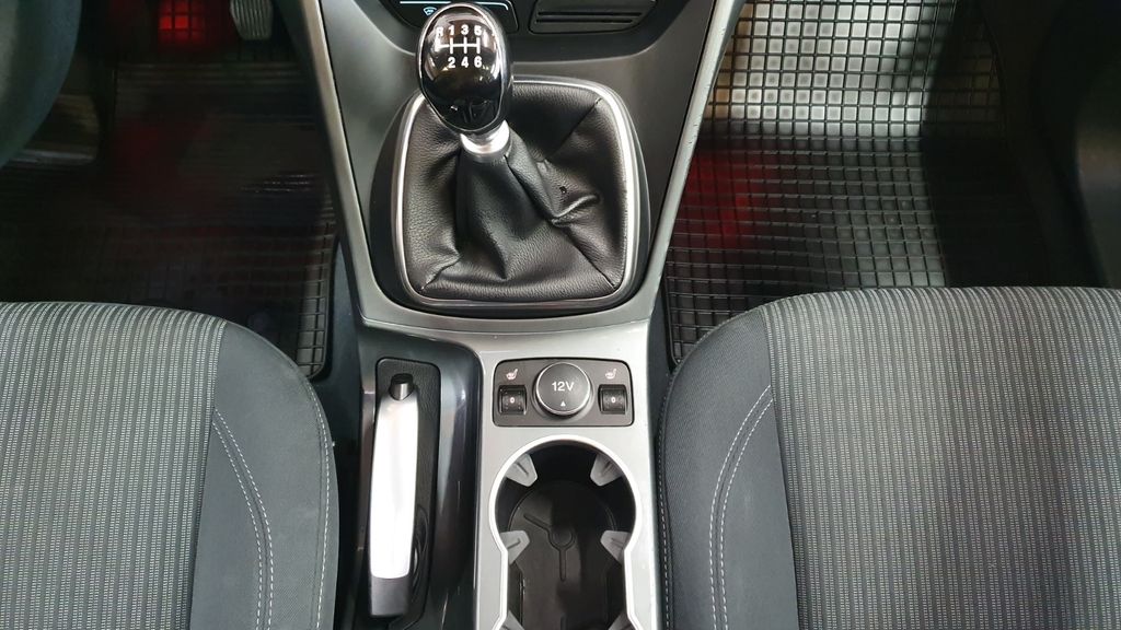 2.0 TDCi Titanium*PANO*SHZ*Tempomat*PDC