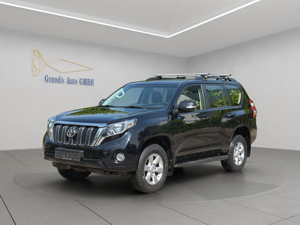 2017 Toyota Land Cruiser