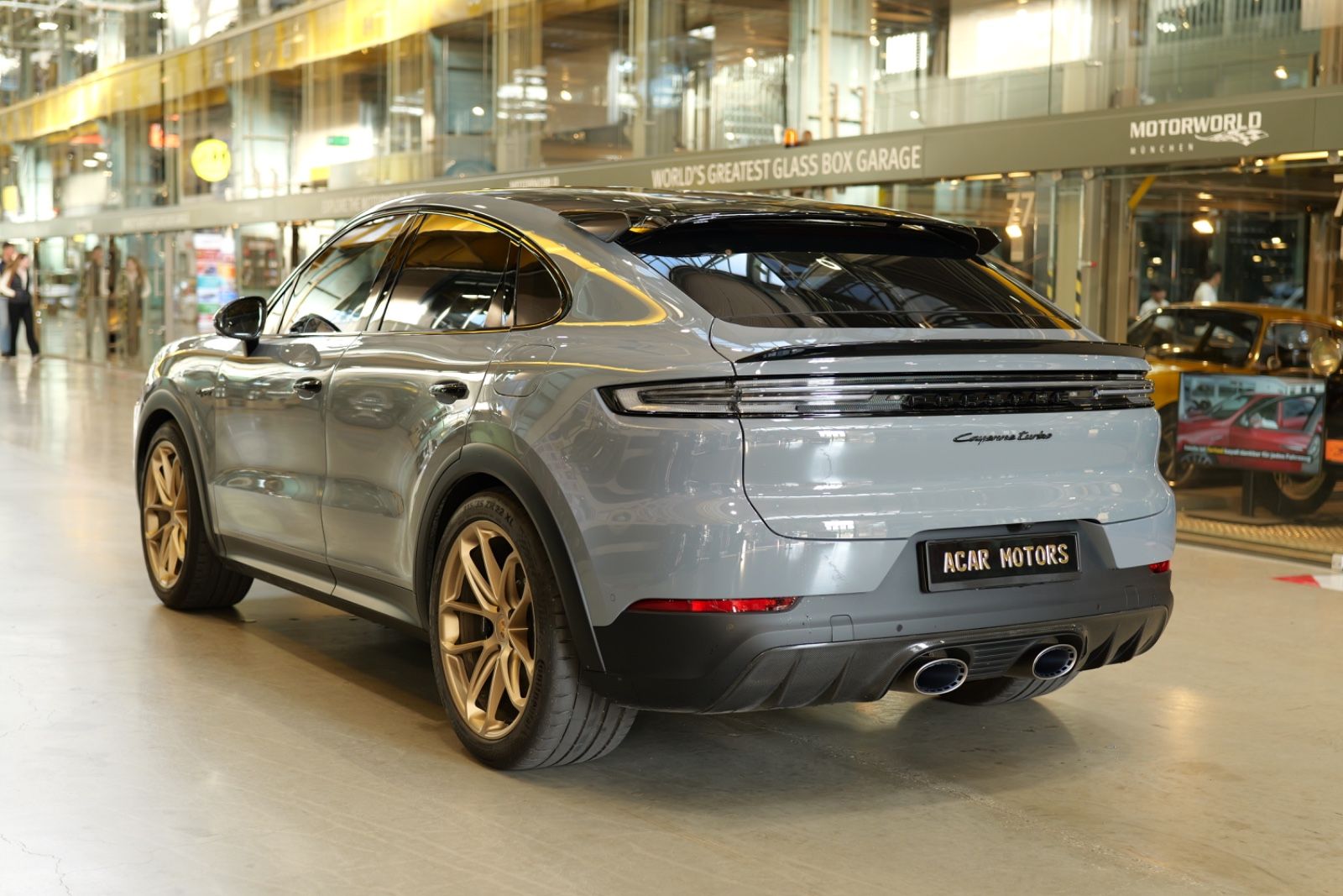 Porsche Cayenne Coupe Turbo E-Hybrid mit GT-Paket foto 4