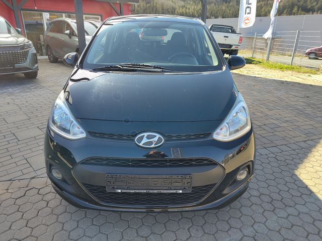 Hyundai i10 Klima Sitzheizung Lenkradheizung