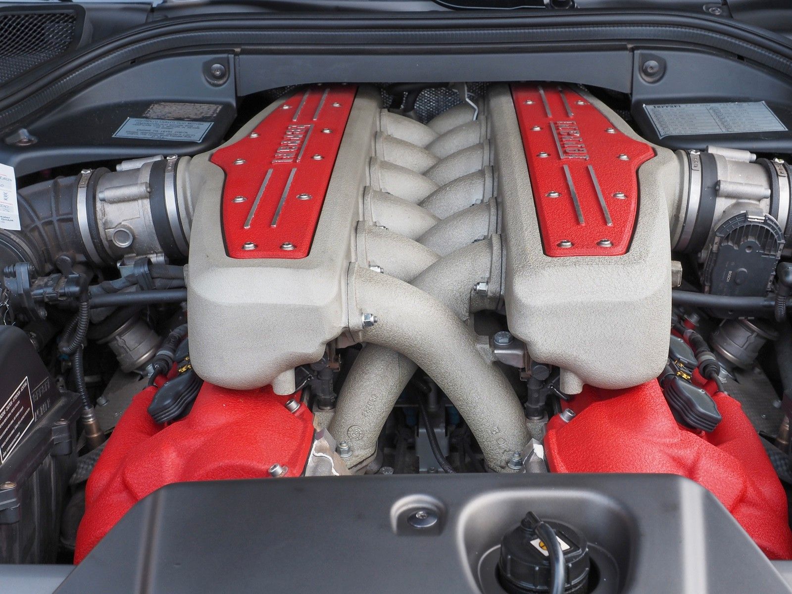 Fahrzeugabbildung Ferrari 599 GTB/Carbon Pack 2/GTO Räder/Ferrari SH/1A