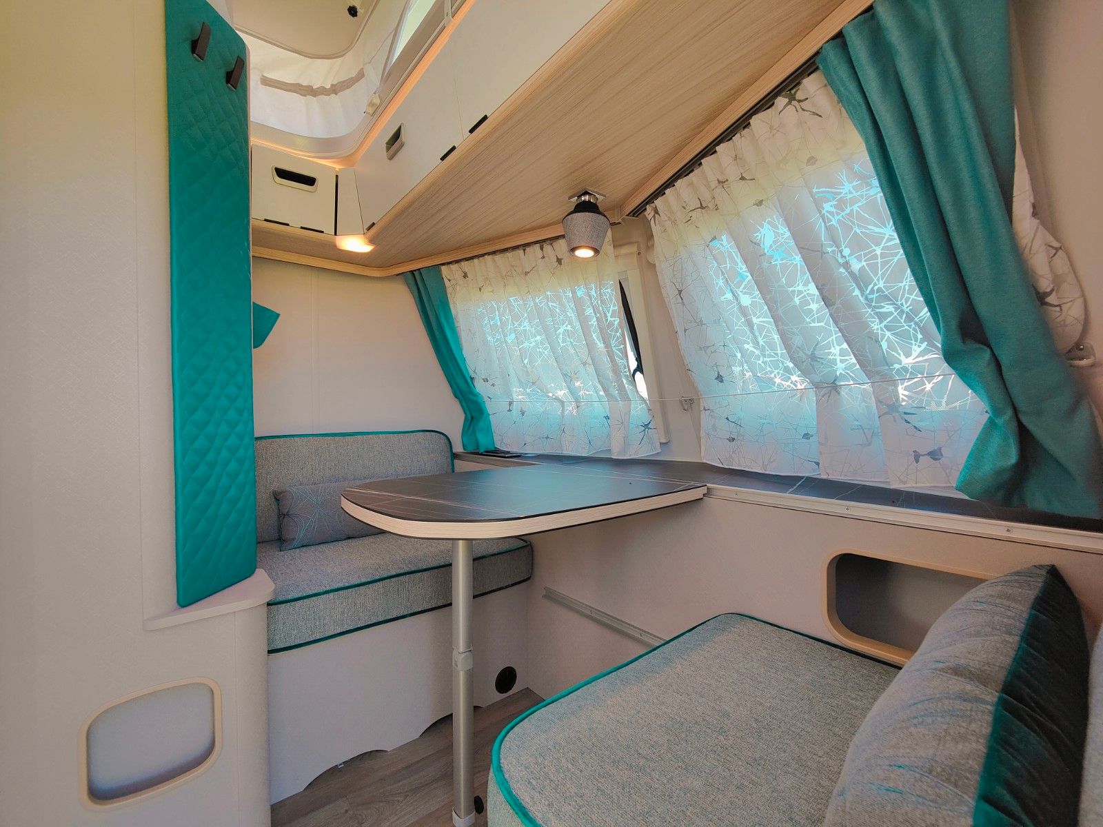 Fahrzeugabbildung HYMER / ERIBA / HYMERCAR Touring 542 Legend Urban 2026