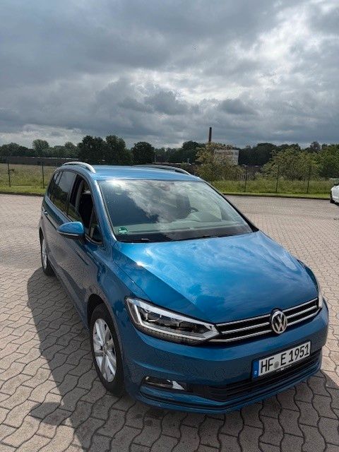 Image of Volkswagen Touran