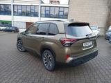 Subaru Forester 2.0ie Platinum Lineartronic - Subaru Forester: Allradantrieb