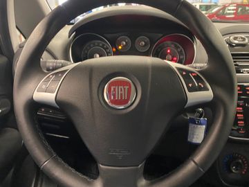 Fahrzeugabbildung Fiat Punto 1.2 8V MORE+KLIMAANLAGE+BLUETOOTH+RADIO/CD