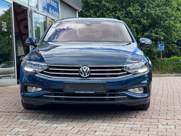 Bild 2 VW Passat Lim. *DGS*PANOdach*Masagesitz*