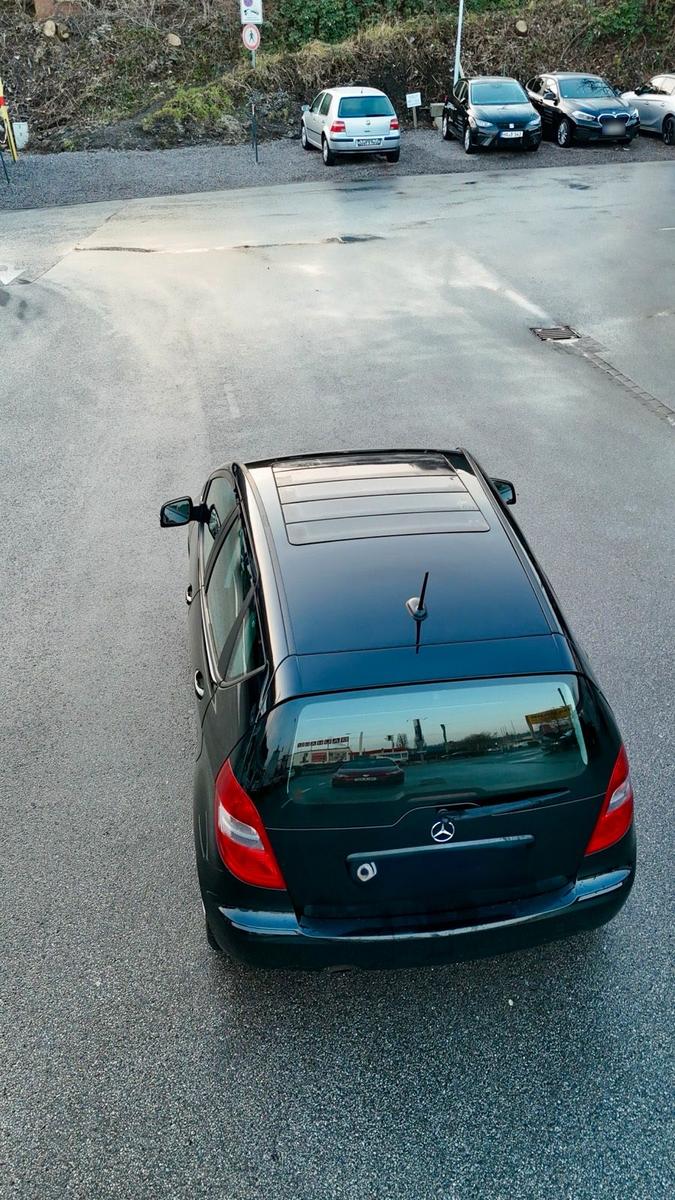 Mercedes-Benz A160 2010 — photo 8