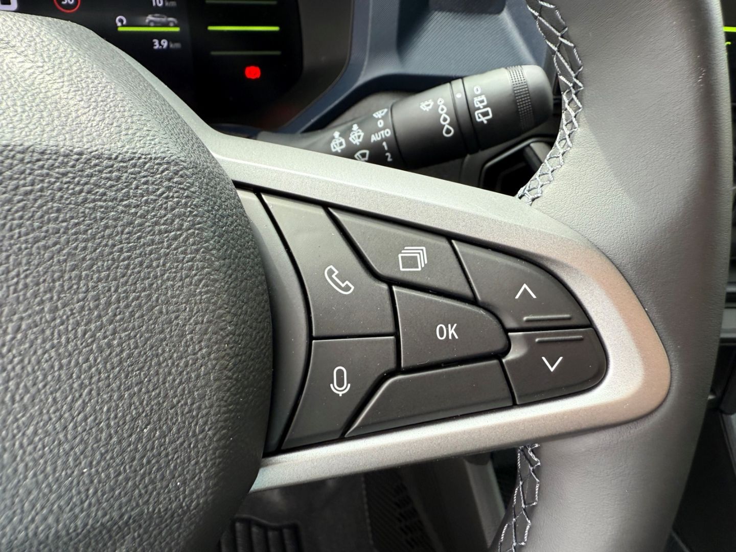DACIA Duster III Hybrid 140 1.6 E-TECH Journey  AHK +V - Image 16