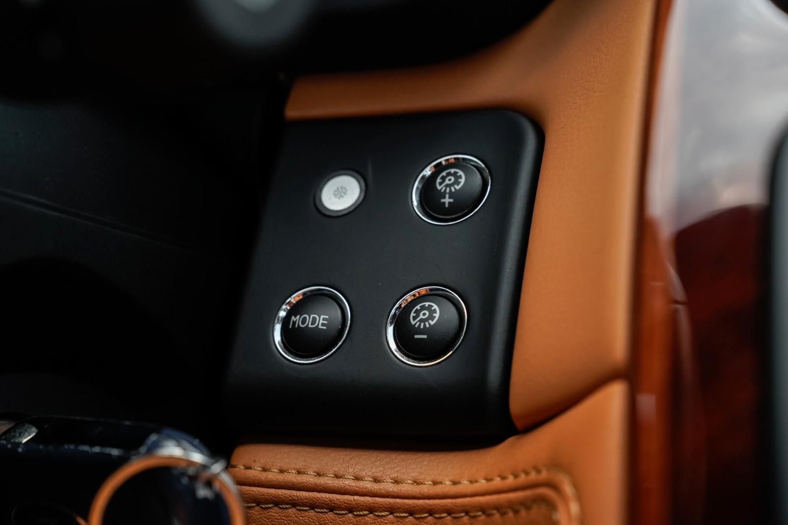 MASERATI QUATTROPORTE 4.2 V8 400ch BVA - CUIR - BOSE - SUSPENSION SKYHOOK - GPS - SIÈGES CHAUFFANTS