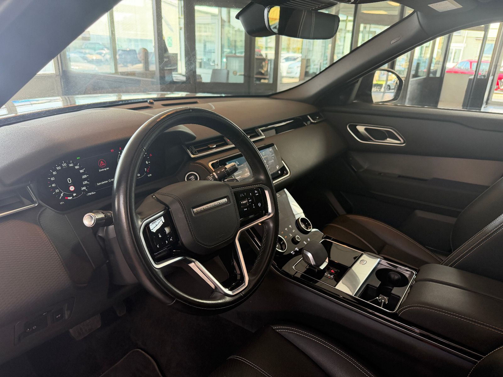 Fahrzeugabbildung Land Rover Range Rover Velar Hybrid S P400e /PANO/MERIDIAN/