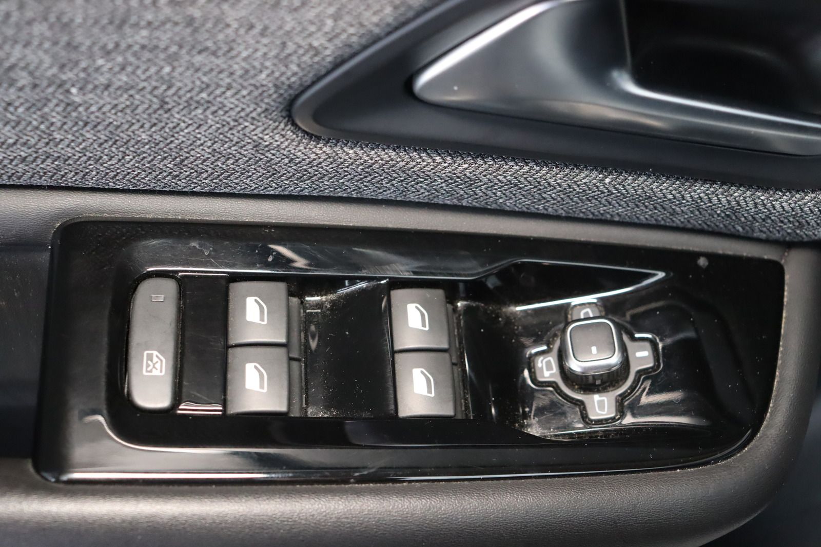 Fahrzeugabbildung Citroën C5 X Feel * LED * Navi * Keyless