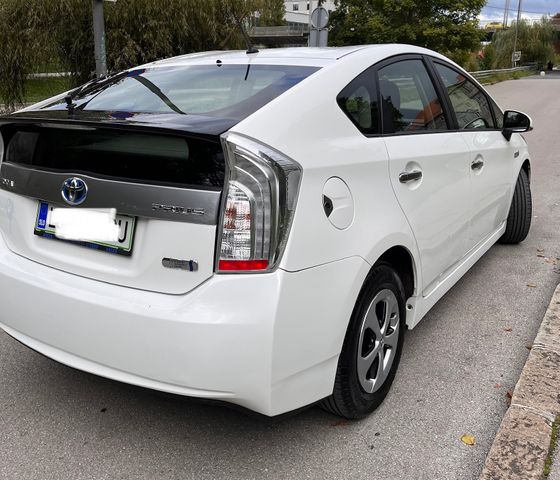 Toyota Prius 1.8-l-VVT-i Plug-in Comfort Comfort