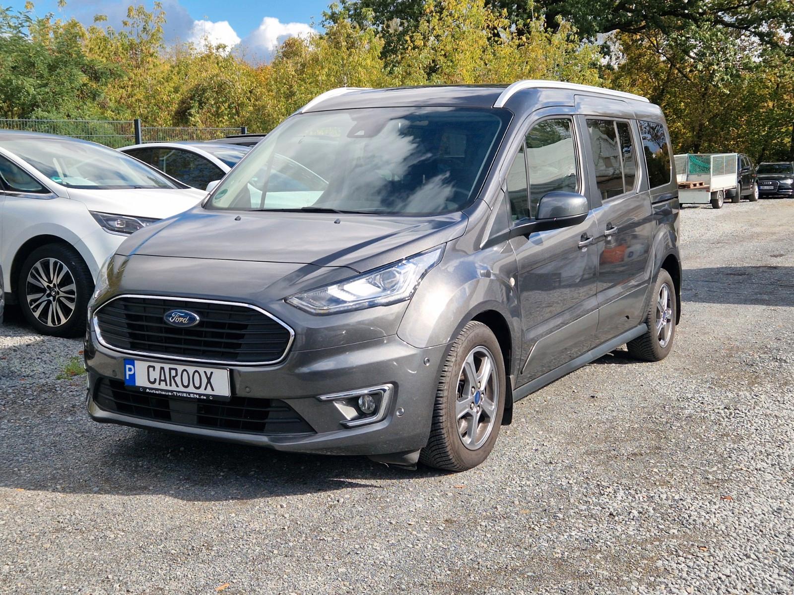 Ford Grand Tourneo Connect Titanium AT 7STZ AHK PANO