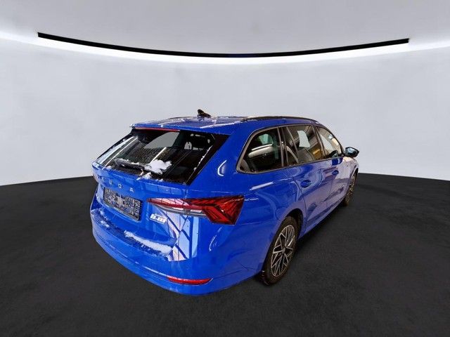 Fahrzeugabbildung Skoda Octavia Combi Clever 2.0TDI Navi Kamera Matrix