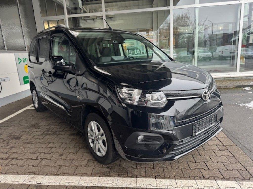 Toyota Proace City Verso 1.2 Turbo L1 Team Deutschland