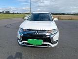 Mitsubishi Outlander 2.4 MIVEC PLUG-IN HYBRID 4WD Basis... - Mitsubishi Outlander in Aachen