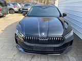 Skoda Superb Kombi Sportline 2.0 TSI DSG 4x4 *HUD*AHK* - Skoda Superb: Sport