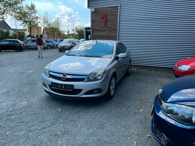 Opel Astra H TwinTop 1.8