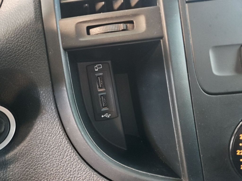 Fahrzeugabbildung Mercedes-Benz Vito 114 Kasten extralang LED-ILS AHK 2xST SHZ