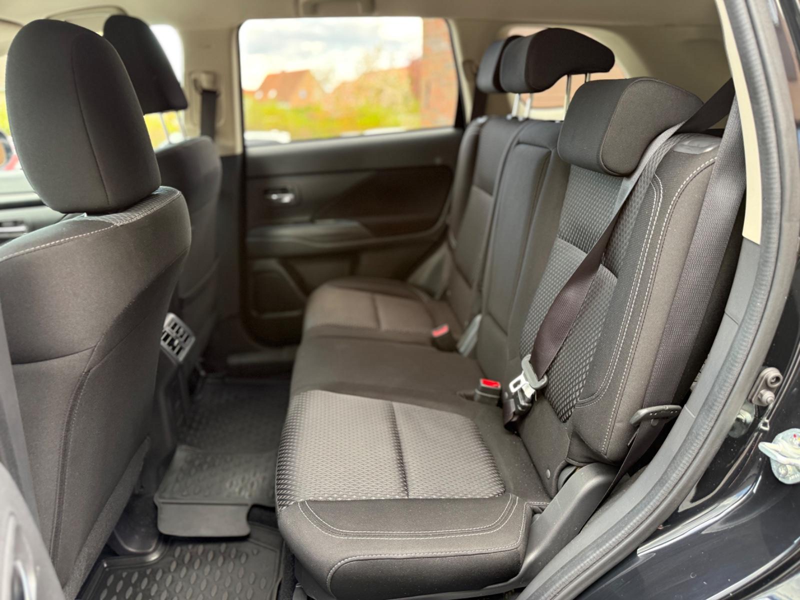 Mitsubishi Outlander 2.0 CVT Diamant Ed. 2WD I AHK I KAM