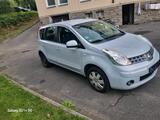 Nissan note e 11 - Nissan Note: E11