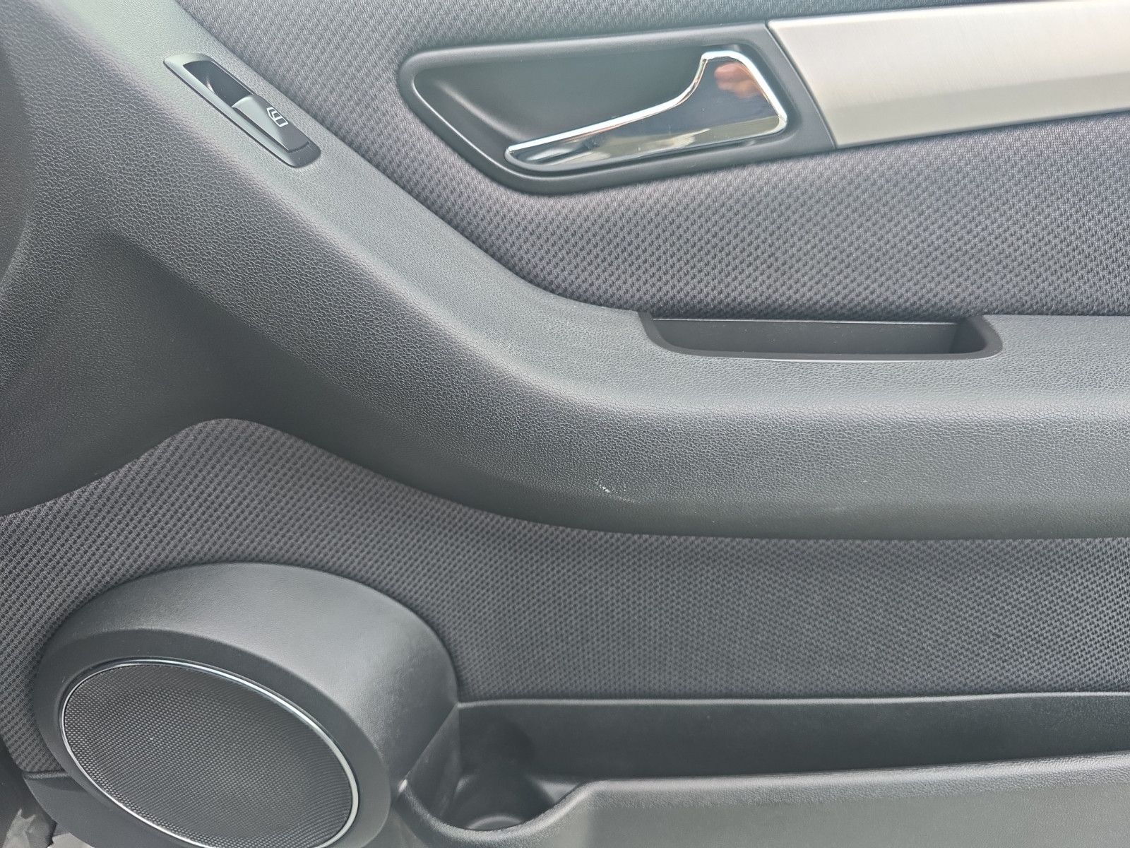 Fahrzeugabbildung Mercedes-Benz B -Klasse 200 AUTOMATIK SERVICE NEU TEMP KLIMA