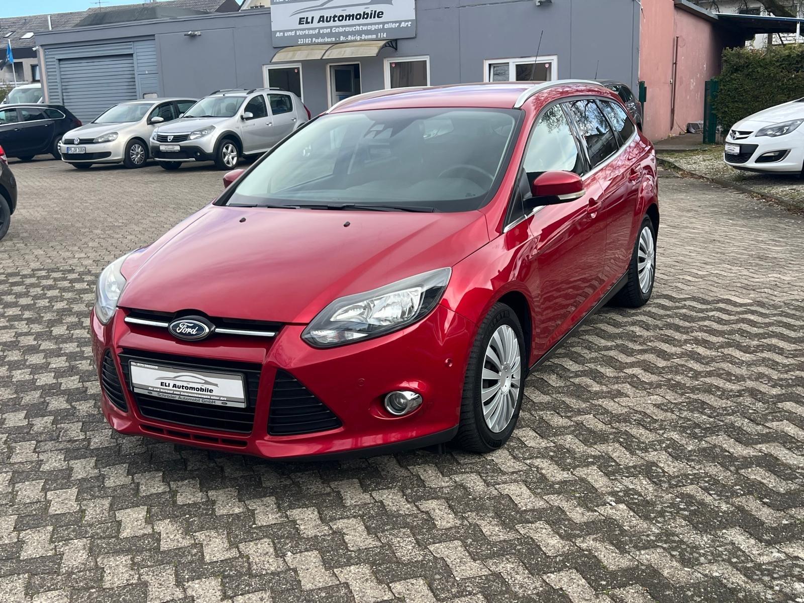 Ford Focus Turnier Titanium * TÜV * Klimaautomatik *