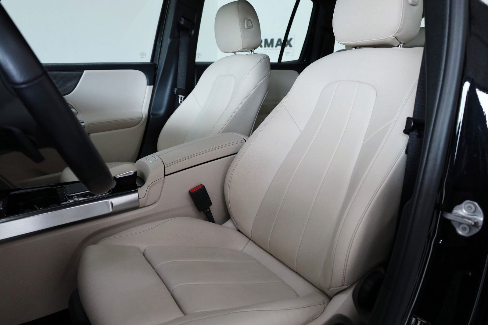 Fahrzeugabbildung Mercedes-Benz GLB 200 d Progressive,Leder,Navi,LED,SH,Kamera